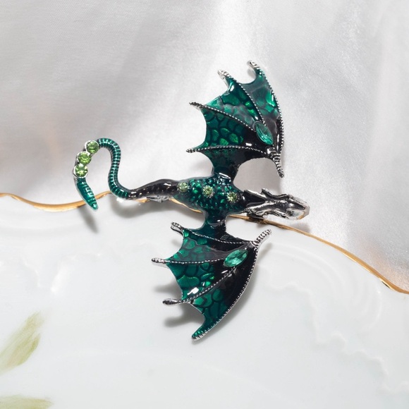 ✨Betsey Johnson Draco Dragon Brooch - Picture 6 of 7